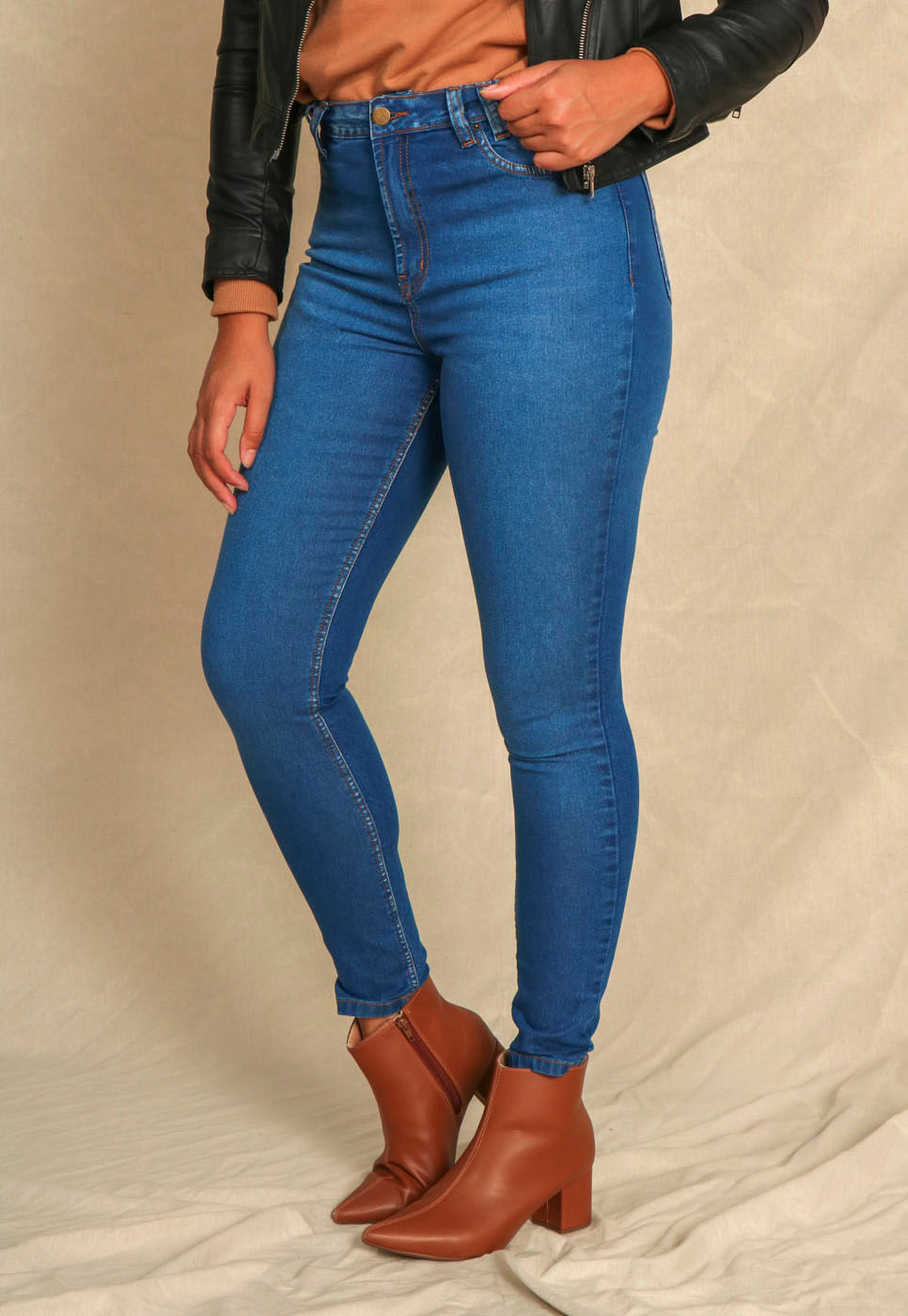 20552-CALCA-SKINNY-AZUL-MEDIO_2