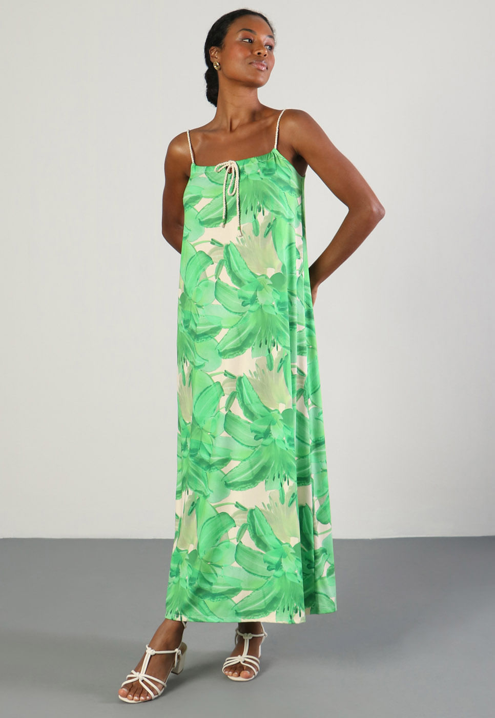 232030677A-VESTIDO-MIDI-EM-MALHA-FLORAL-VERDE_6