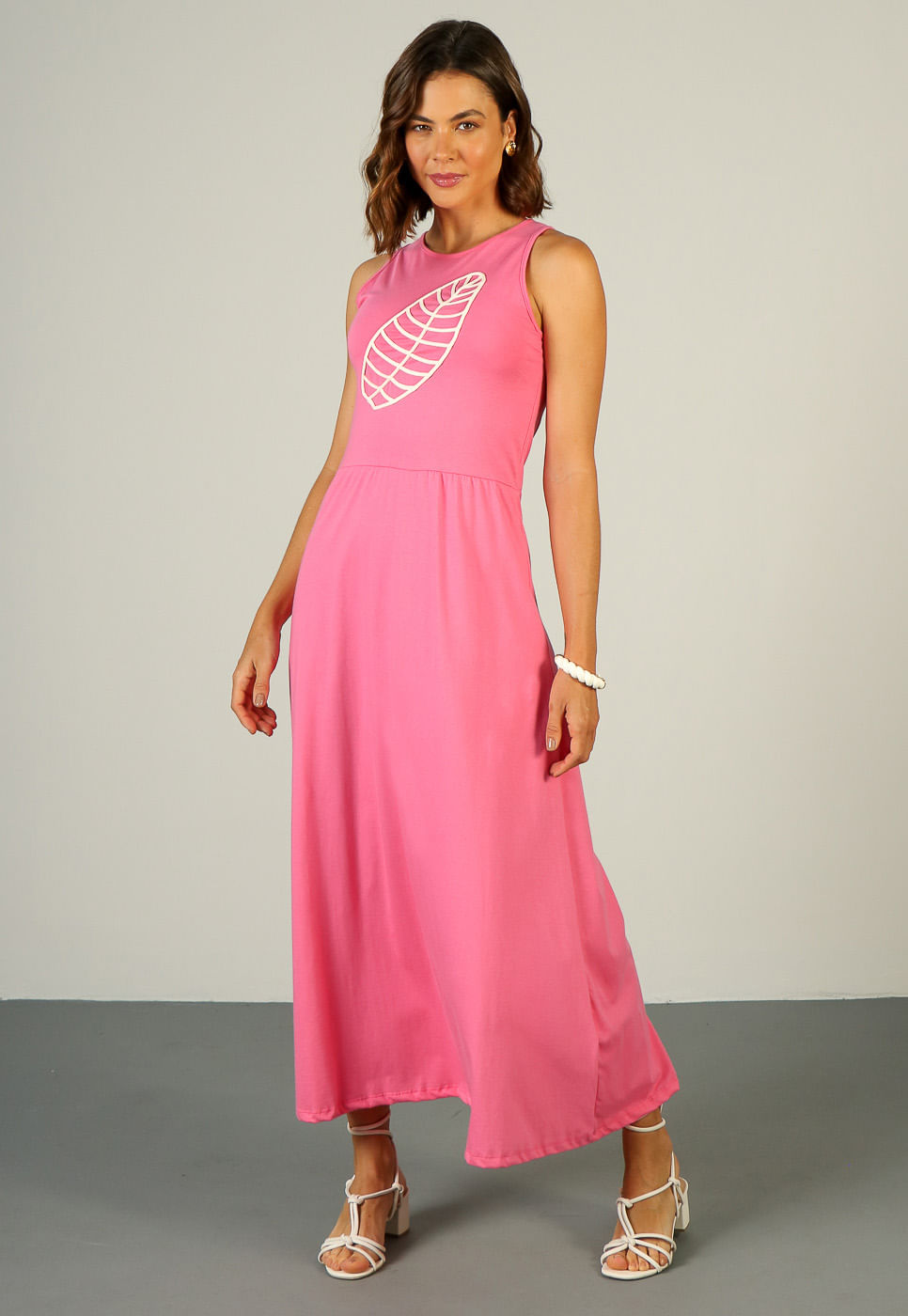 232030691B_VESTIDO-LONGO-COM-BORDADO-CORDEL-EM-MALHA-ROSA_1