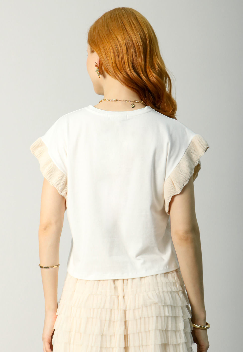 232011149A_BLUSA-CROPPED-MANGA-DE-BABADO-EM-MEIA-MALHA-OFF-WHITE_3