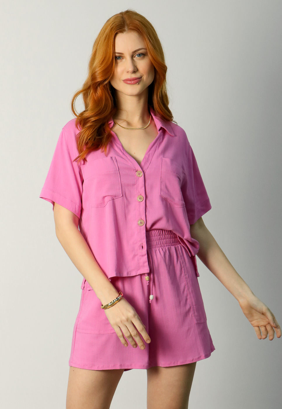 232011125B_CAMISA-MANGA-CURTA-EM-VISCOSE-ROSA-AGATHA_1