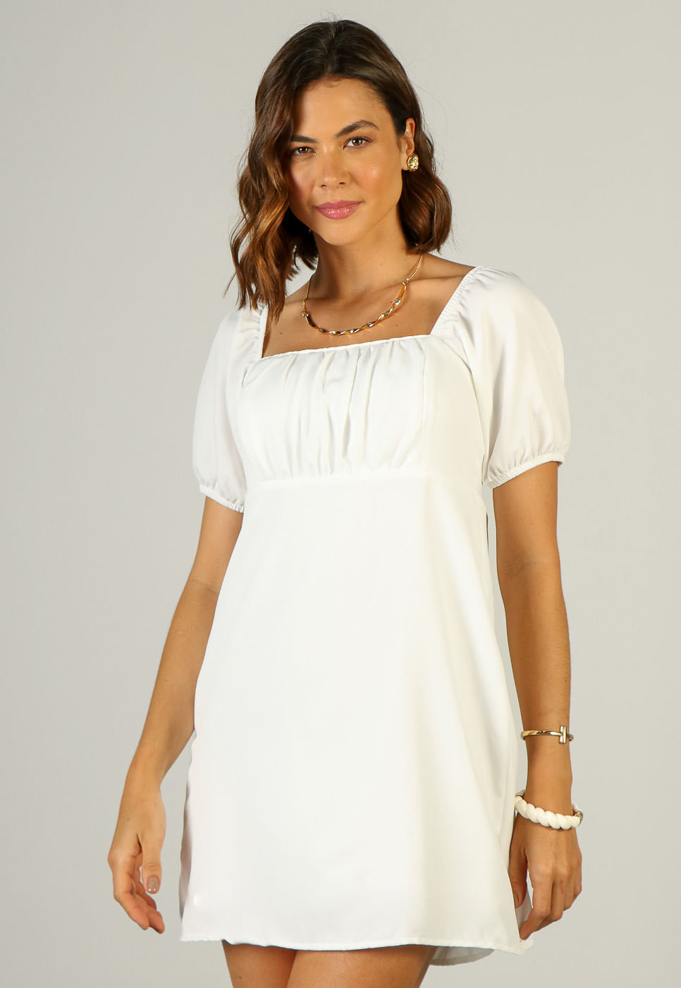 232030694A_VESTIDO-CURTO-BUSTO-FRANZIDO-EM-CREPE-BRANCO_3