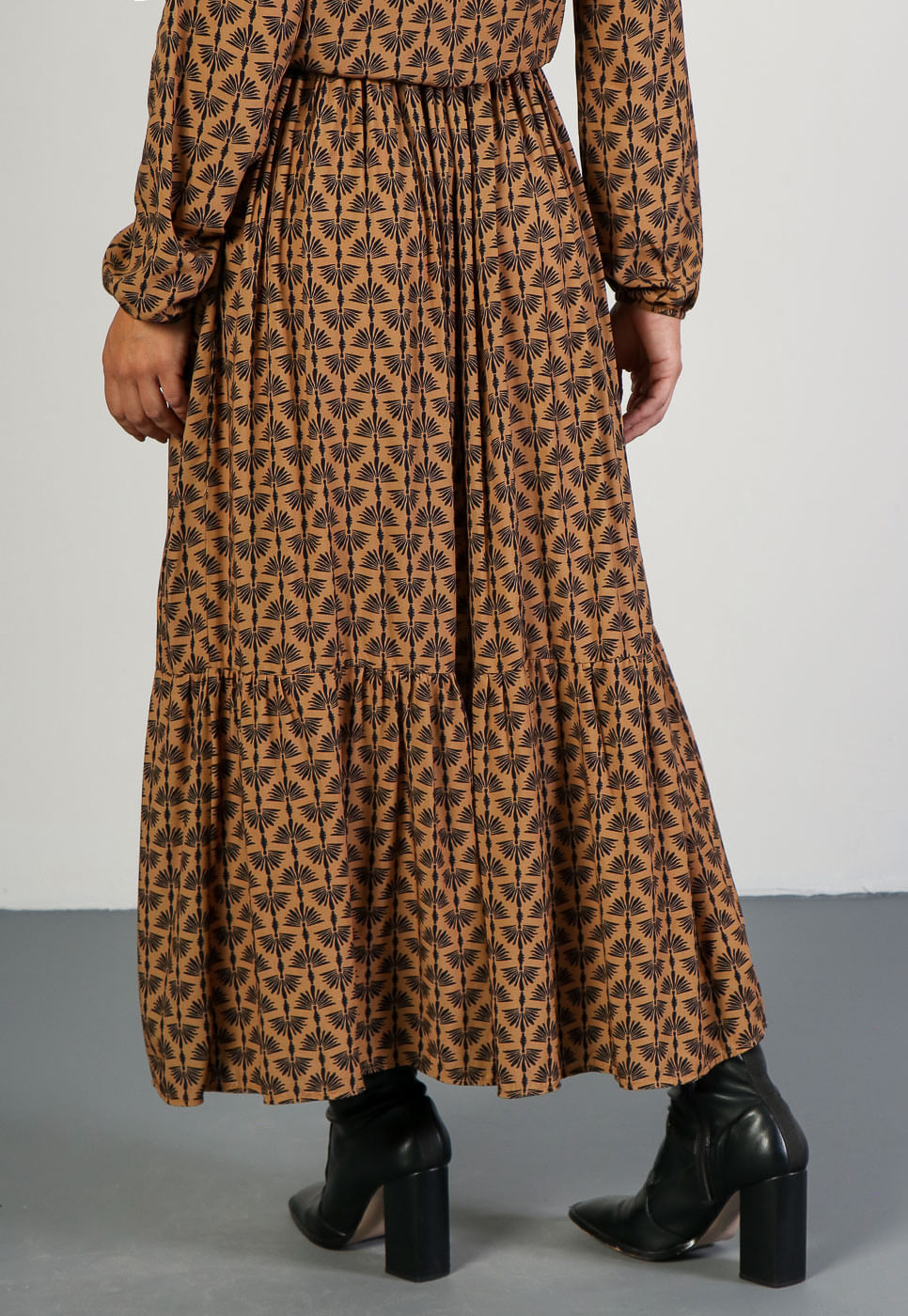241020206A_SAIA-LONGA-COS-LASTEX-EM-VISCOSE-ORNAMENTAL-MARROM_5