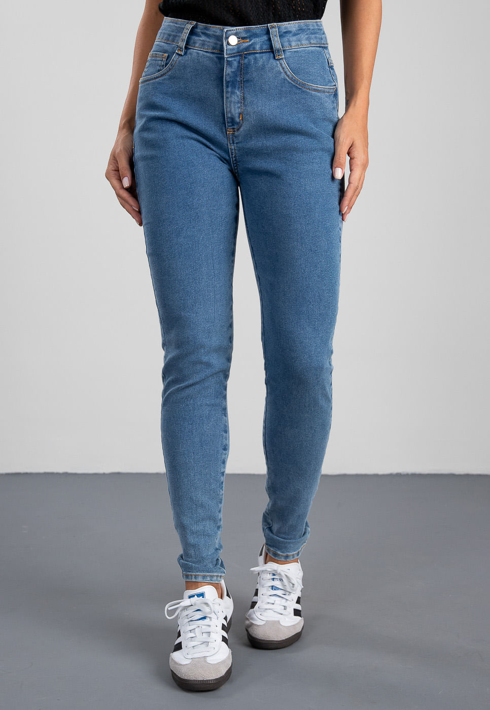 241070321A_CALCA-SKINNY-CINTURA-MEDIA-EM-JEANS-AZUL-MEDIO_2