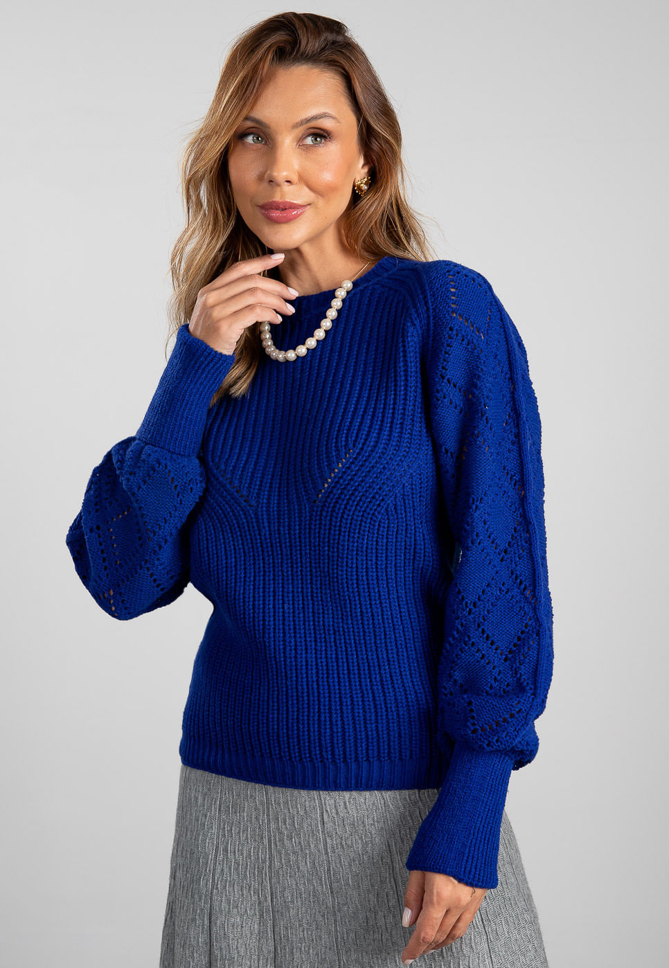 241011199B_BLUSAO-MANGA-BUFANTE-EM-TRICOT-AZUL-COBALTO_2