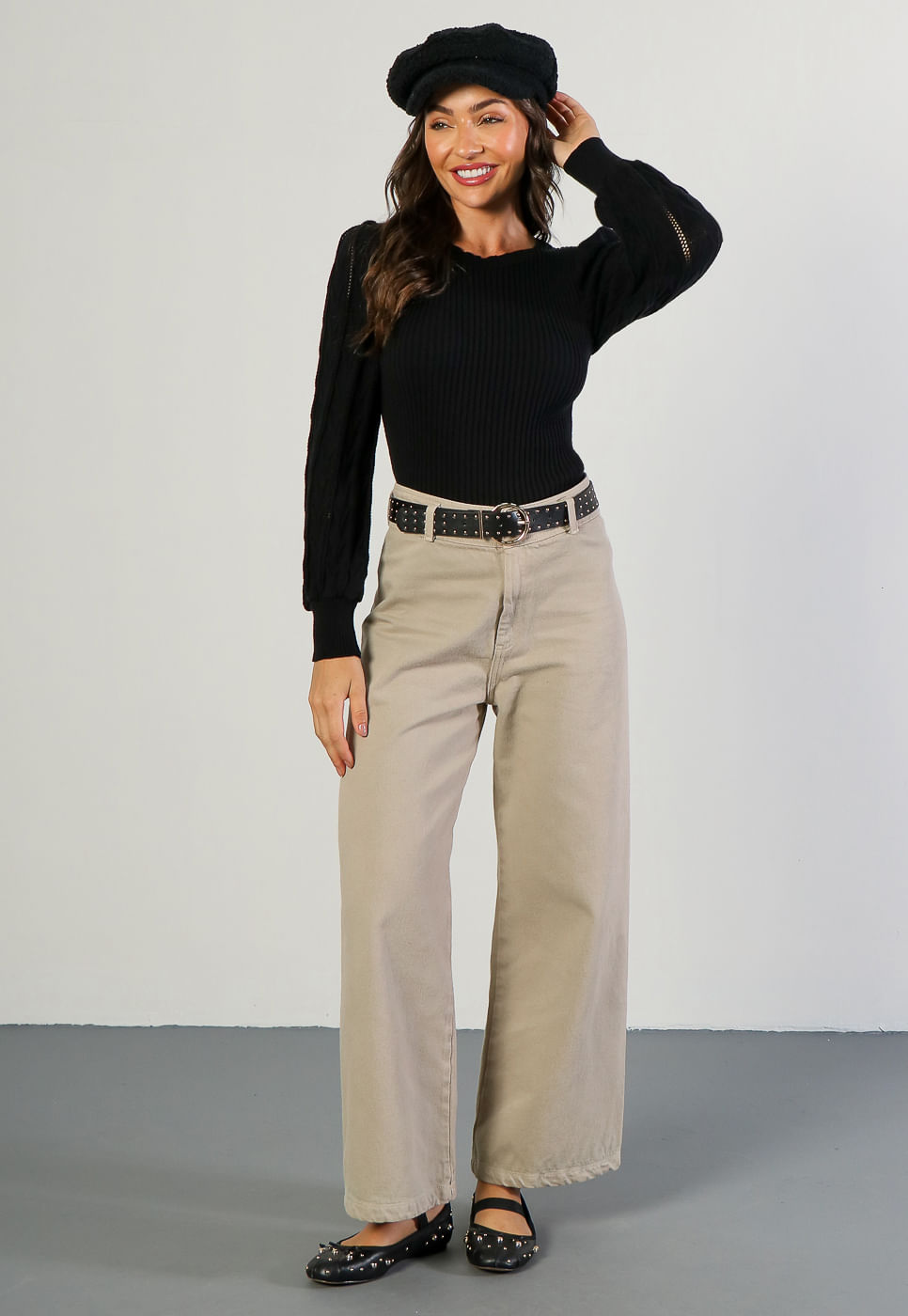 241011181A_BLUSA-EM-TRICOT-MANGA-BUFANTE-COM-TEXTURAS-PRETA_4