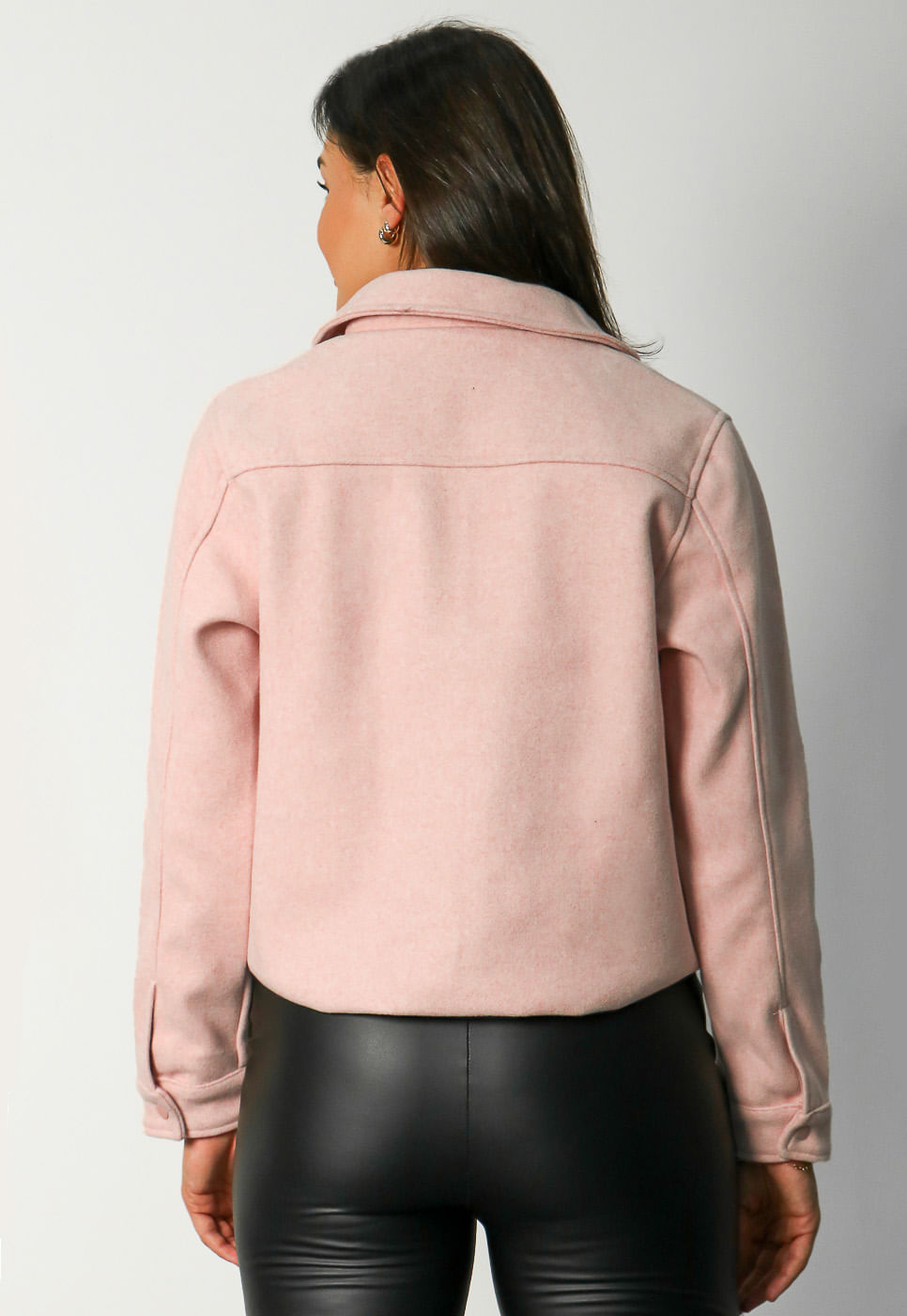 241080216C_CASACO-OVERSIZED-COM-BOLSOS-EM-LA-BATIDA-ROSA-CLARO_5