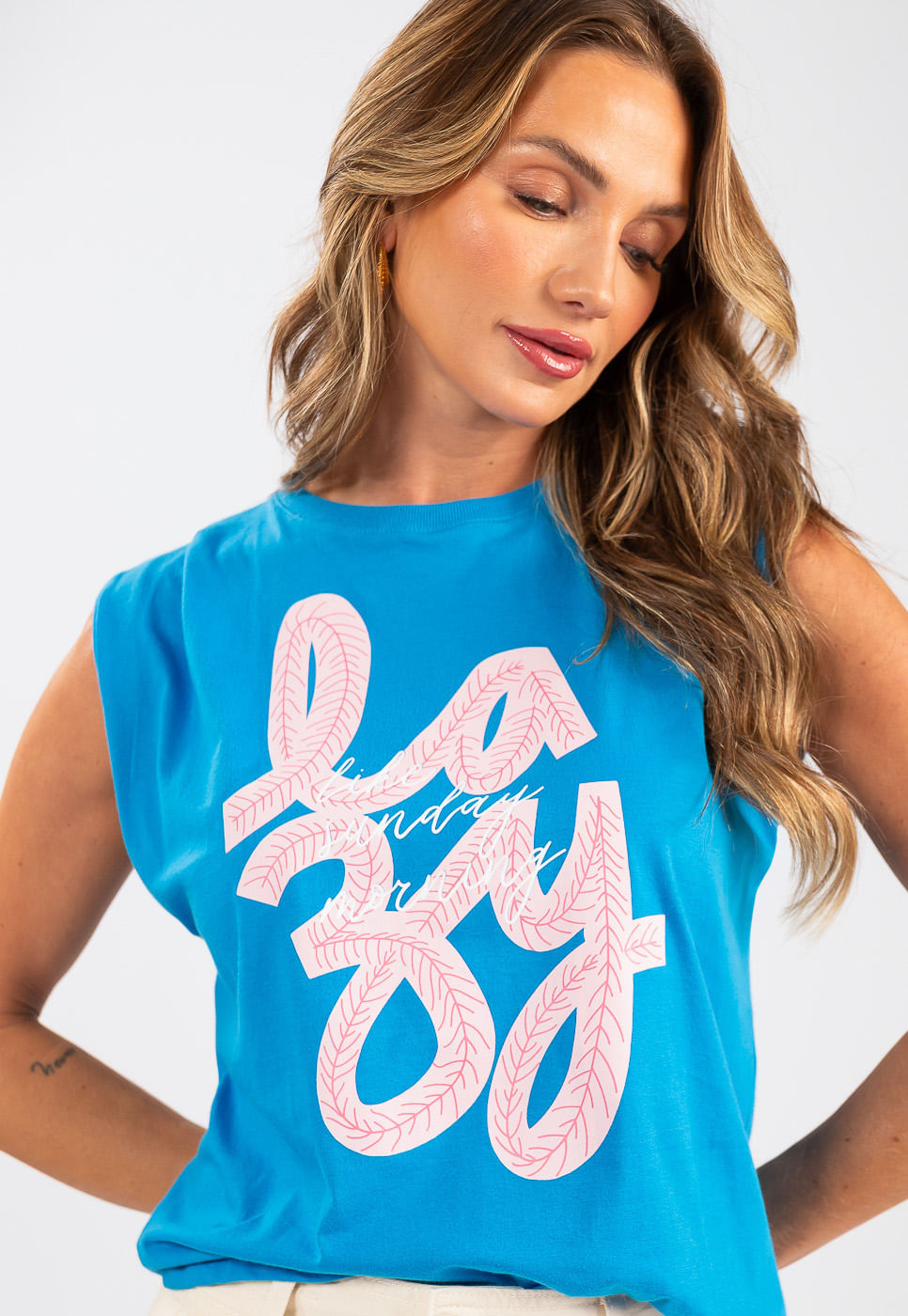 242011242A_BLUSA-MUSCLE-TEE-EM-MALHA-DE-ALGODAO-AZUL-ACQUA_3