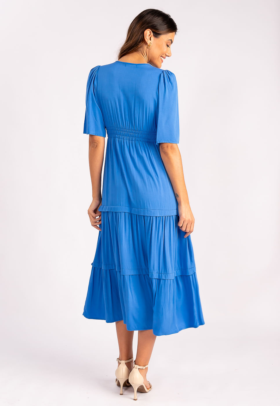 242030735B_VESTIDO-MIDI-DECOTE-COM-AMARRACAO-EM-VISCOSE-AZUL-ACQUA_999