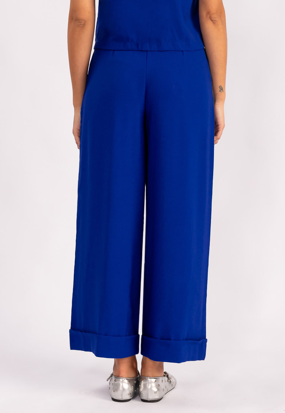 242070369B_CALCA-PANTALONA-ALFAIATARIA-EM-VISCOSE-AZUL-COBALTO_3
