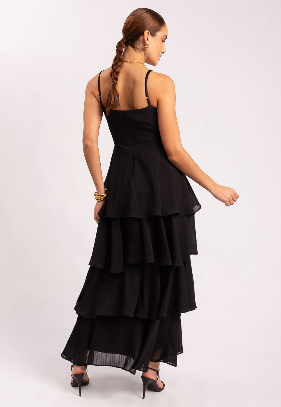 242030747A_VESTIDO-LONGO-COM-BABADOS-EM-CHIFFON-TEXTURIZADO-PRETO_999
