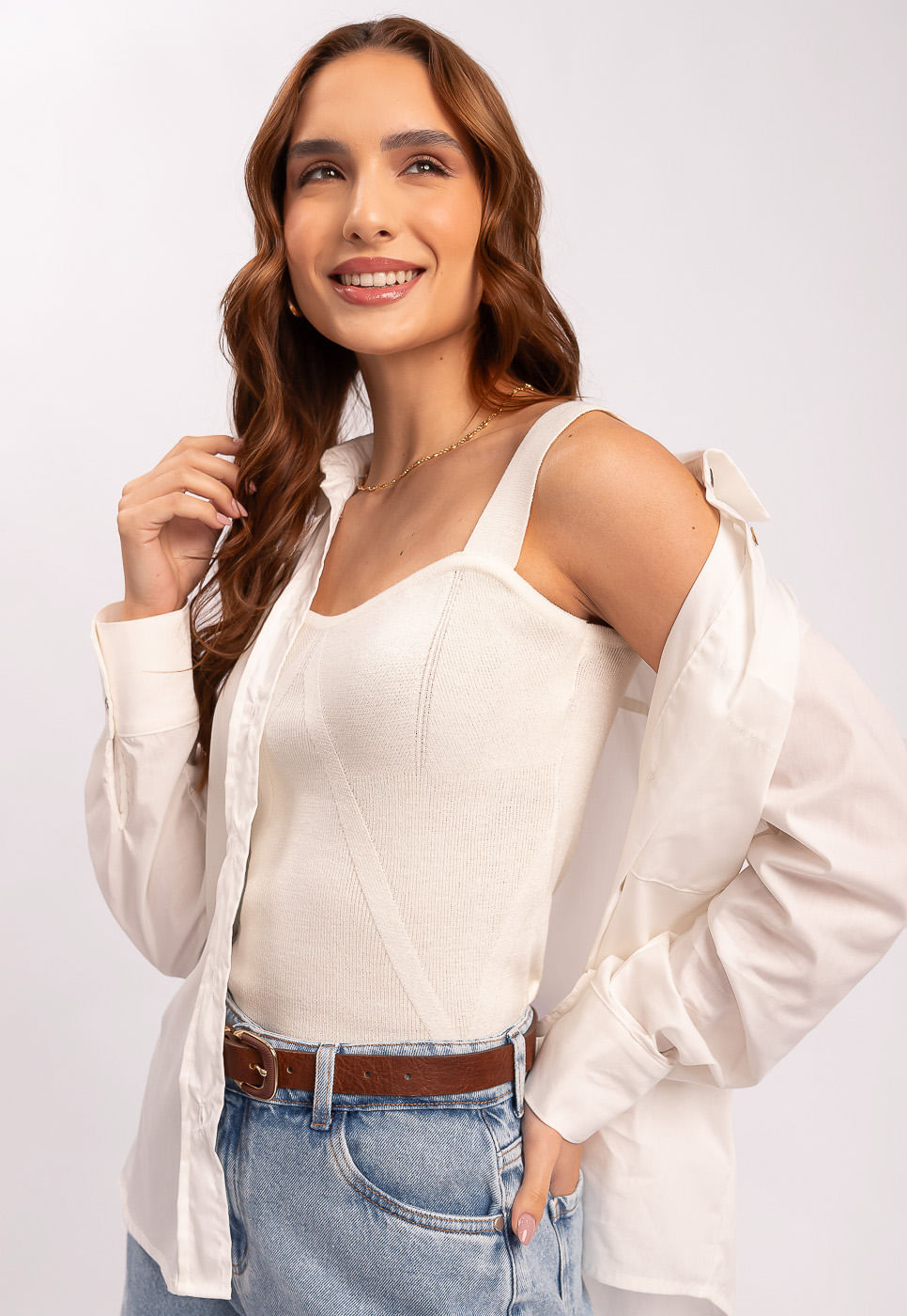 242011277A_CAMISA-OVERSIZED-COM-BOLSO-EM-TRICOLINE-OFF-WHITE_4