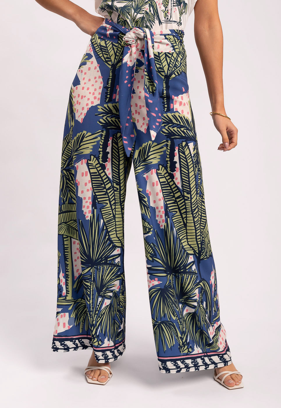 242070371A_CALCA-PANTALONA-AMARRACAO-EM-VISCOSE-COQUEIRO-AZUL-MARINHO_999