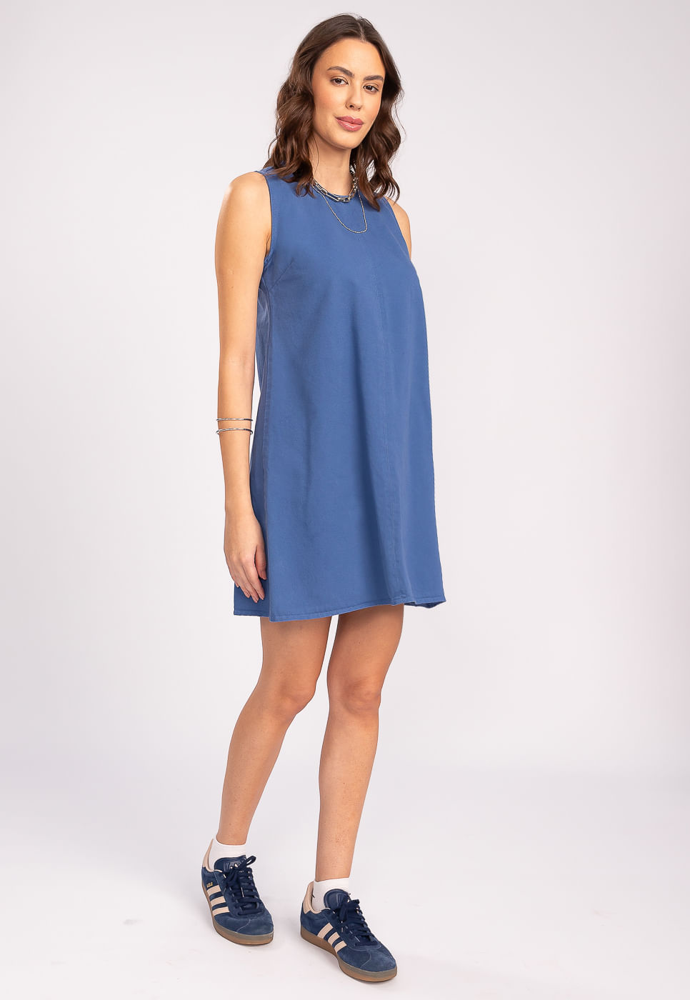 242030758B_VESTIDO-CURTO-EVASE-EM-SARJA-DE-ALGODAO-AZUL_1