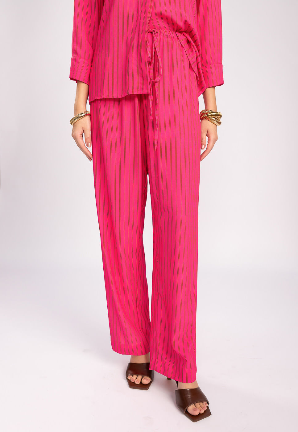 242070375A_CALCA-RETA-LISTRADA-PINK-EM-VISCOSE_999