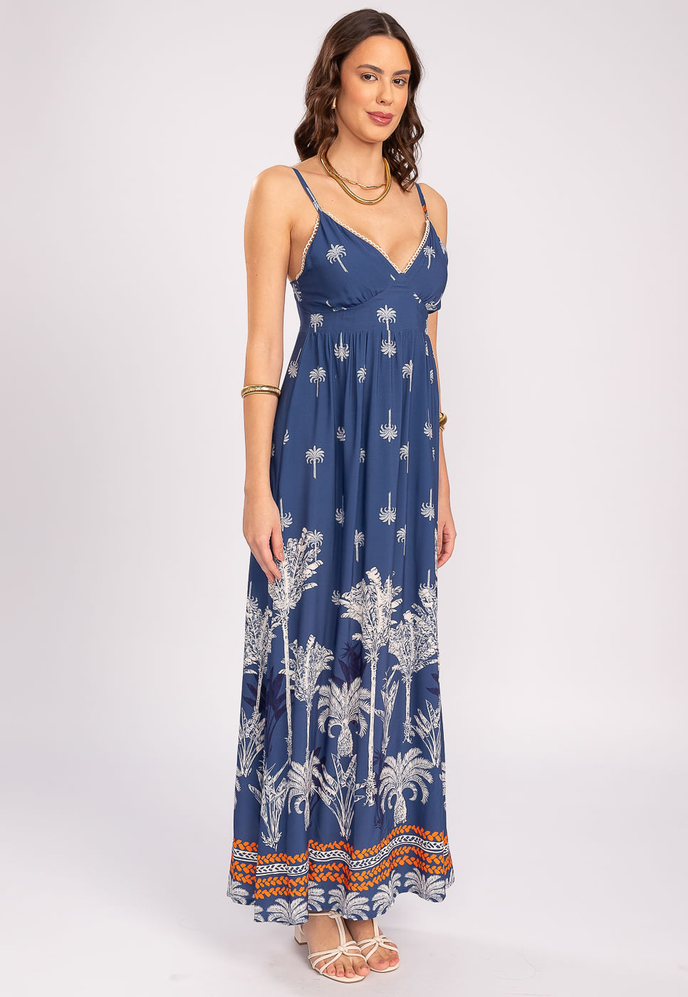 242030762A_VESTIDO-LONGO-COM-DECOTE-V-EM-VISCOSE-COQUEIROS-AZUL_4
