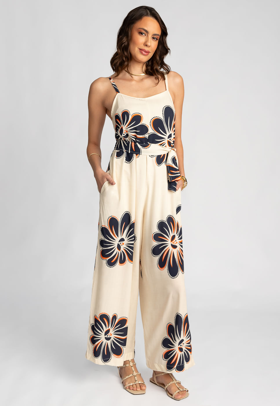 242180219A_MACACAO-LONGO-COM-AMARRACAO-EM-VISCOSE-FLORAL-MARINHO-E-BEGE_3