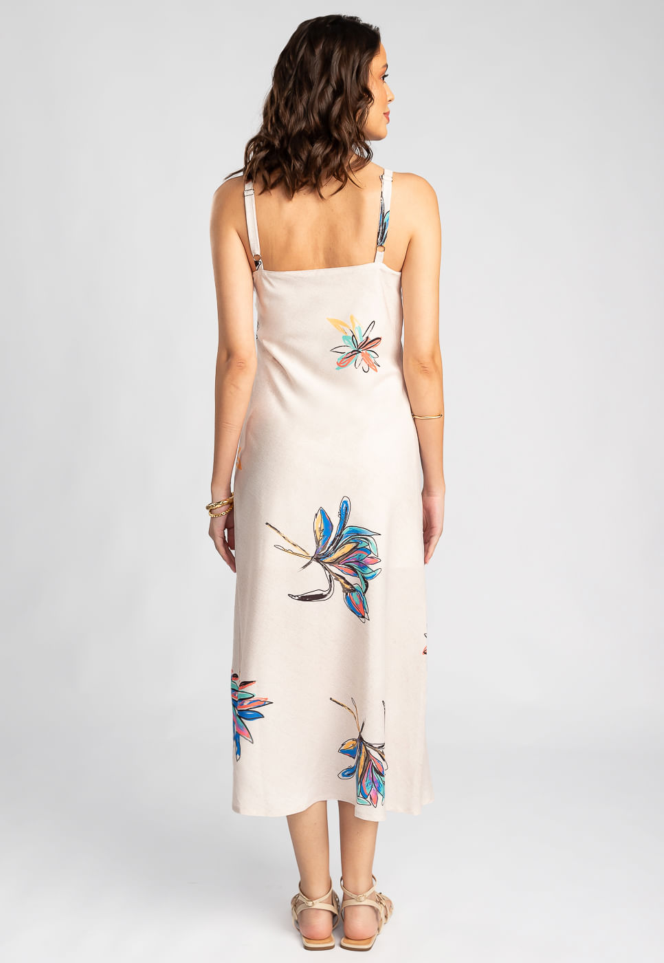 242030771A_VESTIDO-MIDI-COM-FENDA-EM-TECIDO-PLANO-FLORAL-COLORIDA_999
