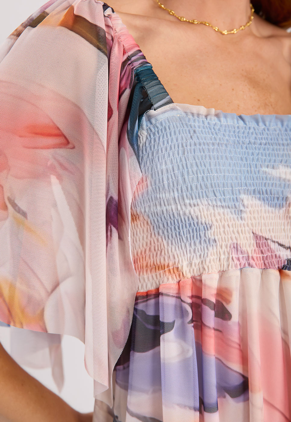 242030782A_VESTIDO-CURTO-COM-LASTEX-EM-TULE-ESTAMPA-ABSTRATA-COLORIDA_7