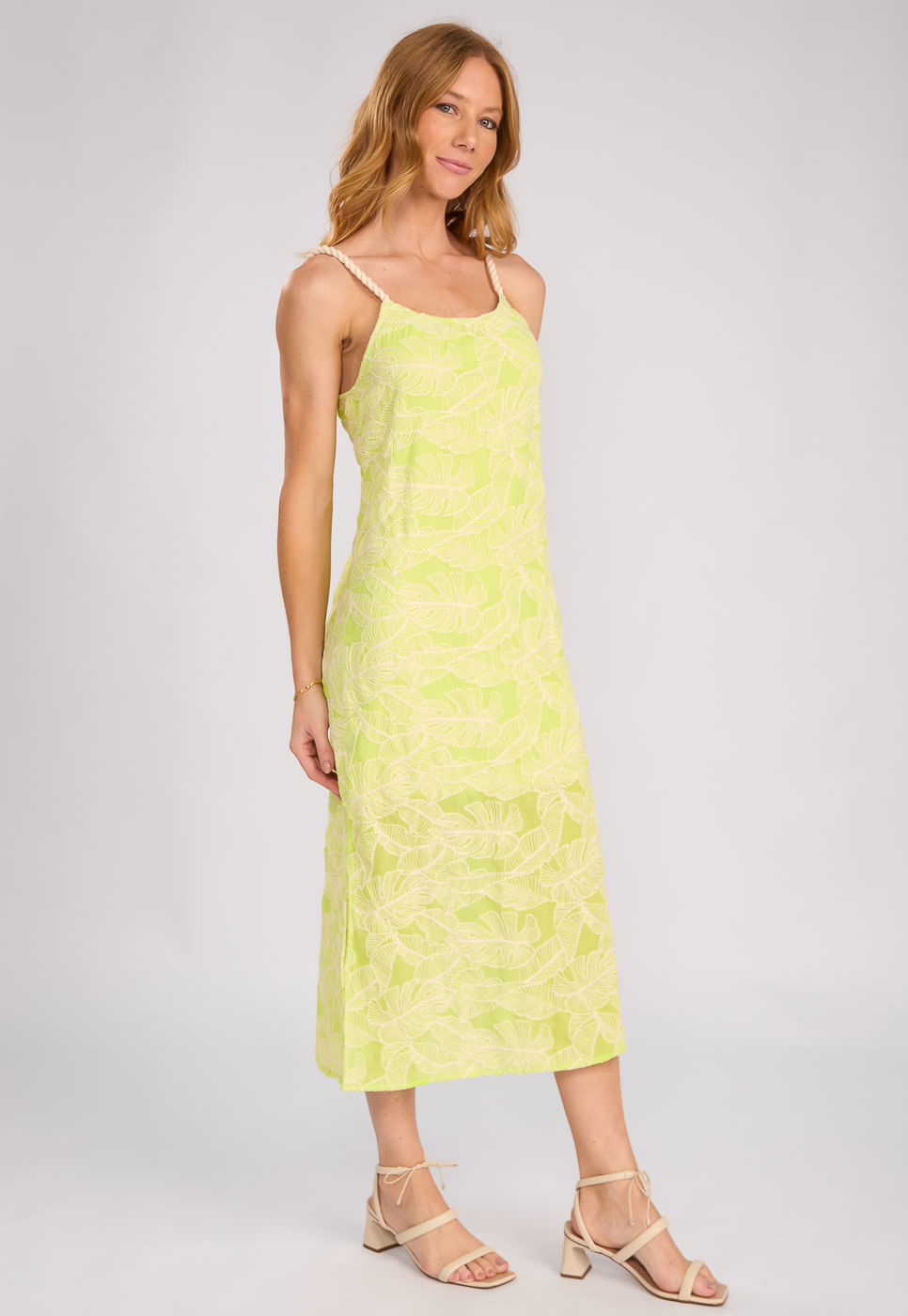 242030776A_VESTIDO-MIDI-COM-BORDADOS-EM-ALGODAO-VERDE-CITRICO_2