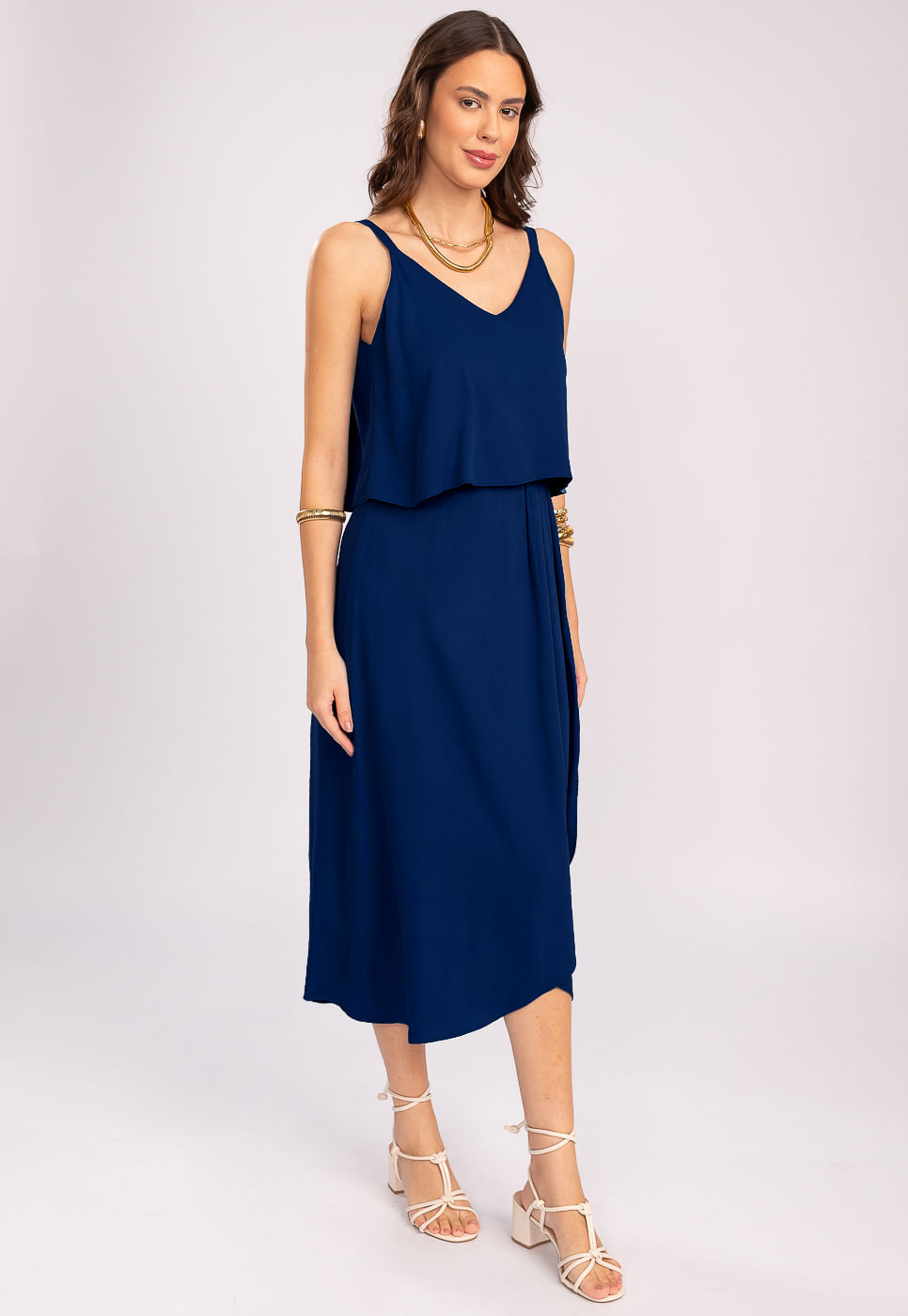 242030764B_VESTIDO-MIDI-COM-BABADO-E-TRANSPASSE-EM-VISCOSE-AZUL_2