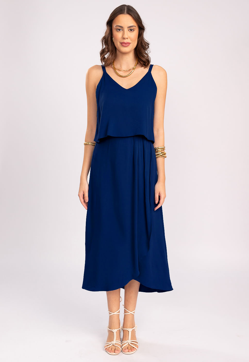 242030764B_VESTIDO-MIDI-COM-BABADO-E-TRANSPASSE-EM-VISCOSE-AZUL_6