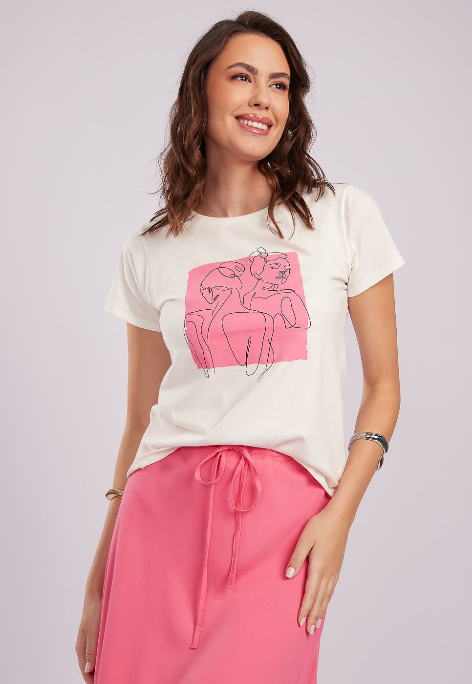 251011004A_BLUSA-MANGA-CURTA-ESTAMPADA-EM-ALGODAO_2