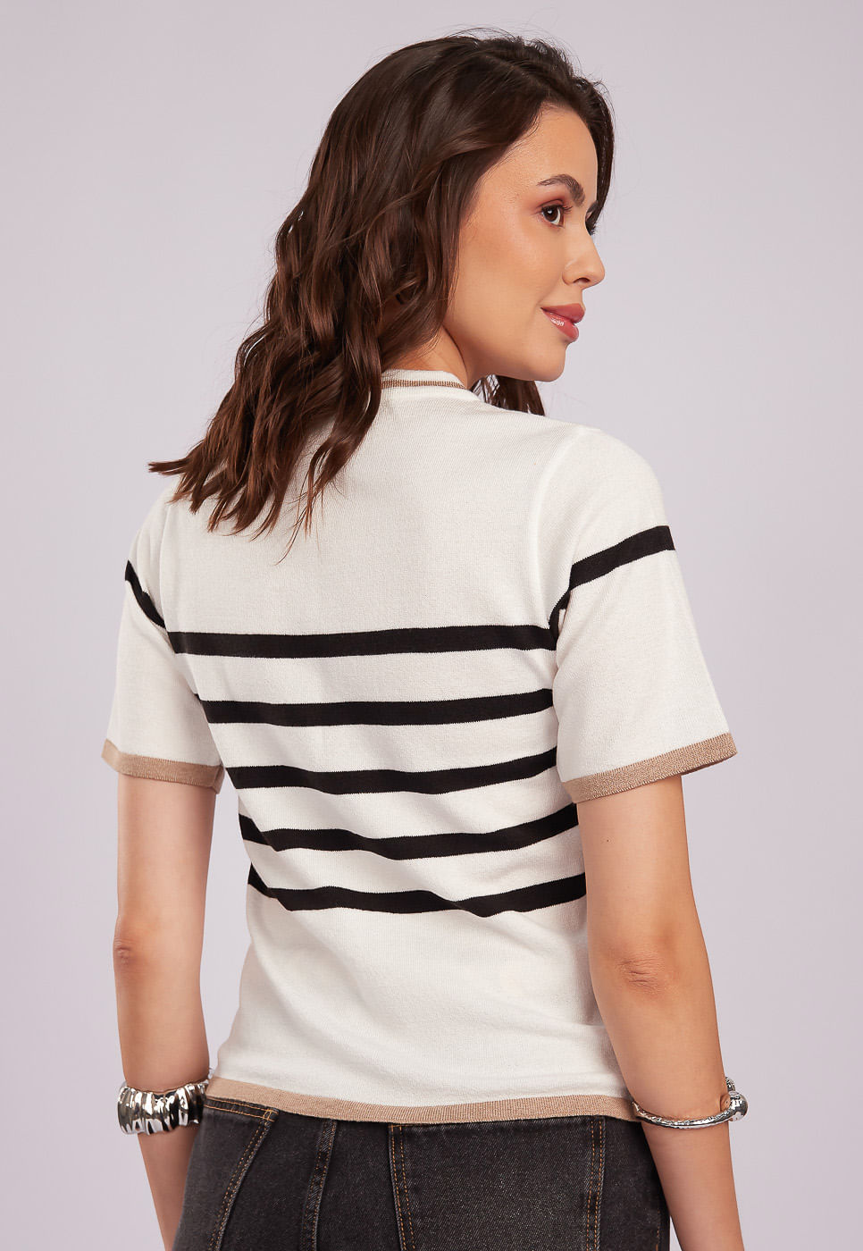 251011011A_BLUSA-MANGA-CURTA-LISTRADA-EM-TRICOT-OFF-WHITE_5