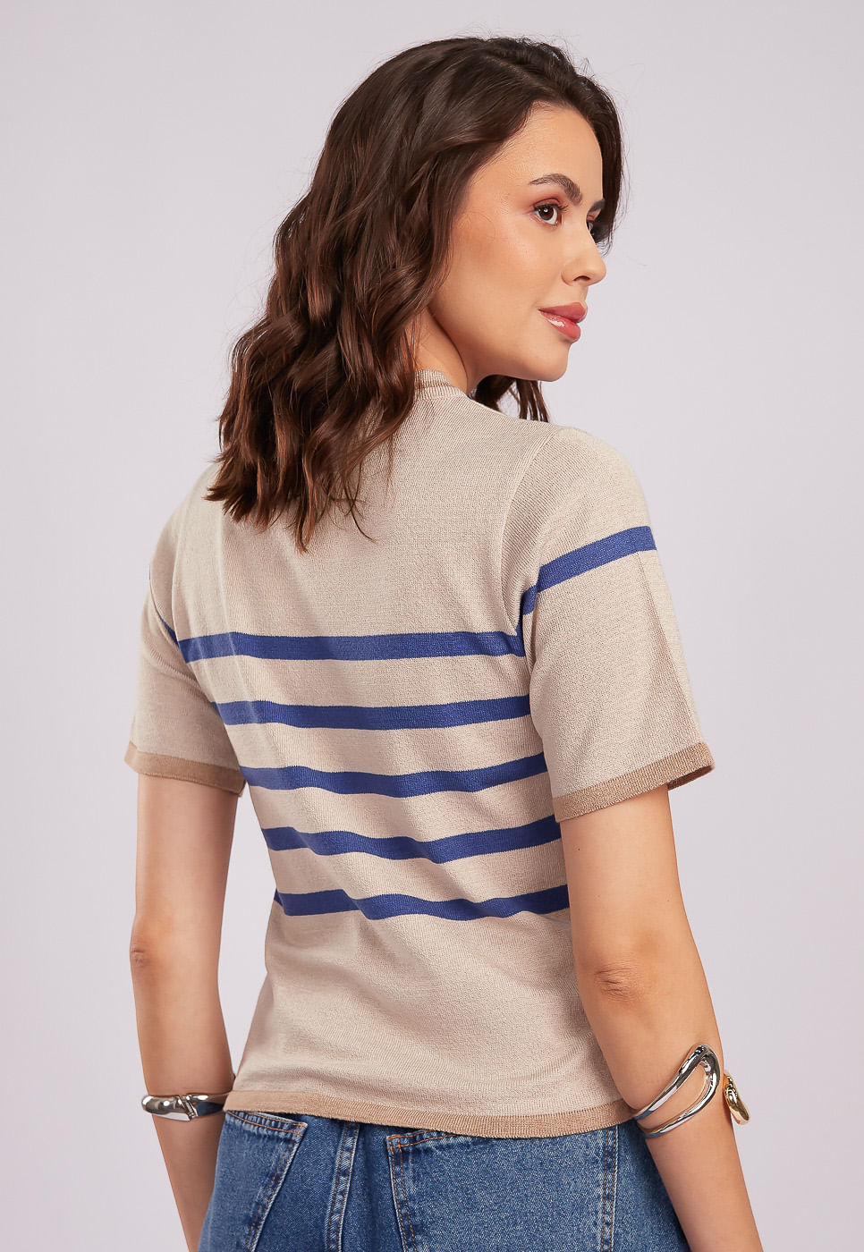 251011011B_BLUSA-MANGA-CURTA-LISTRADA-EM-TRICOT-BEGE_6