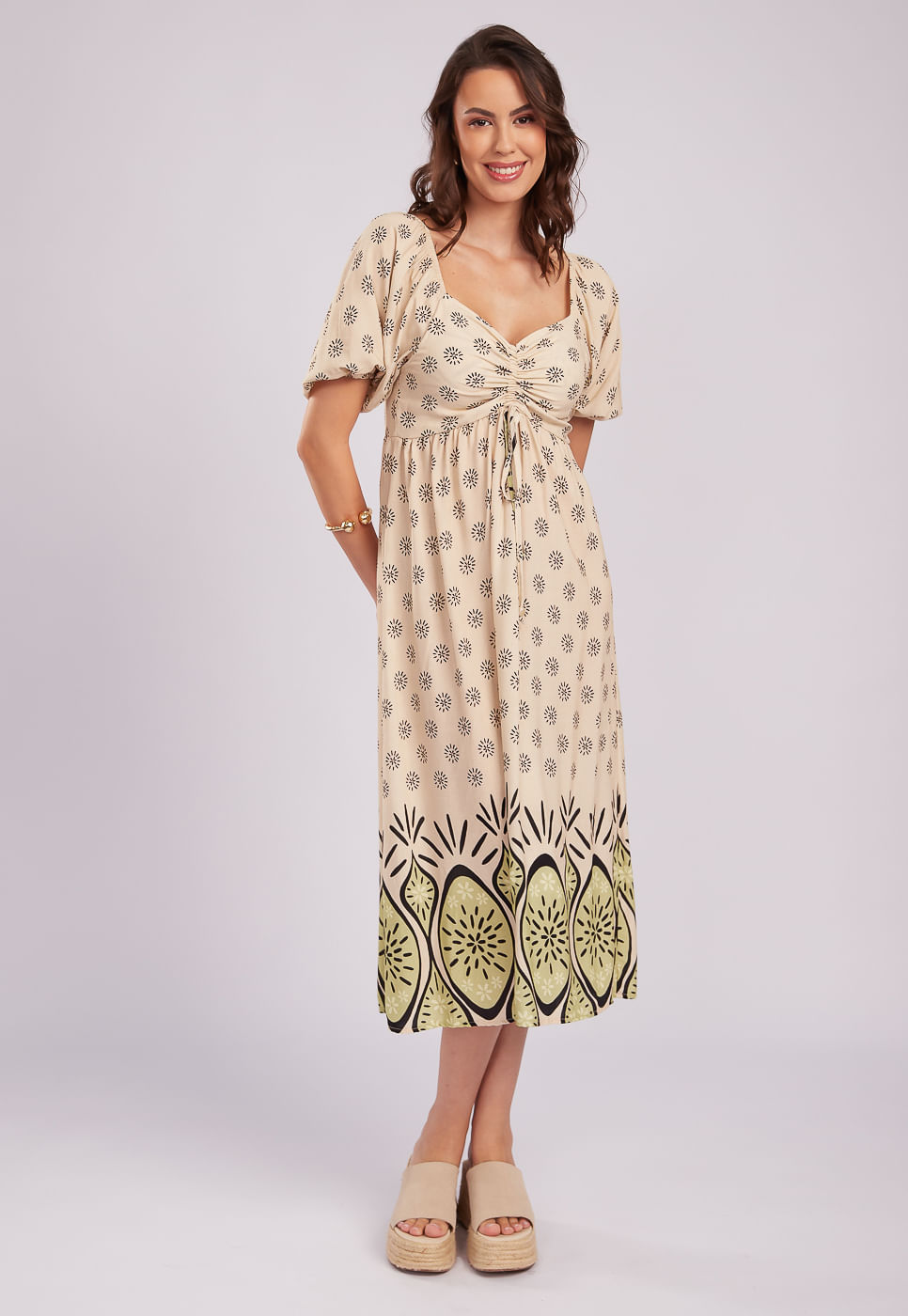 251030005A_VESTIDO-MIDI-COM-DECOTE-CORACAO-EM-VISCOSE-ESTAMPADO_1