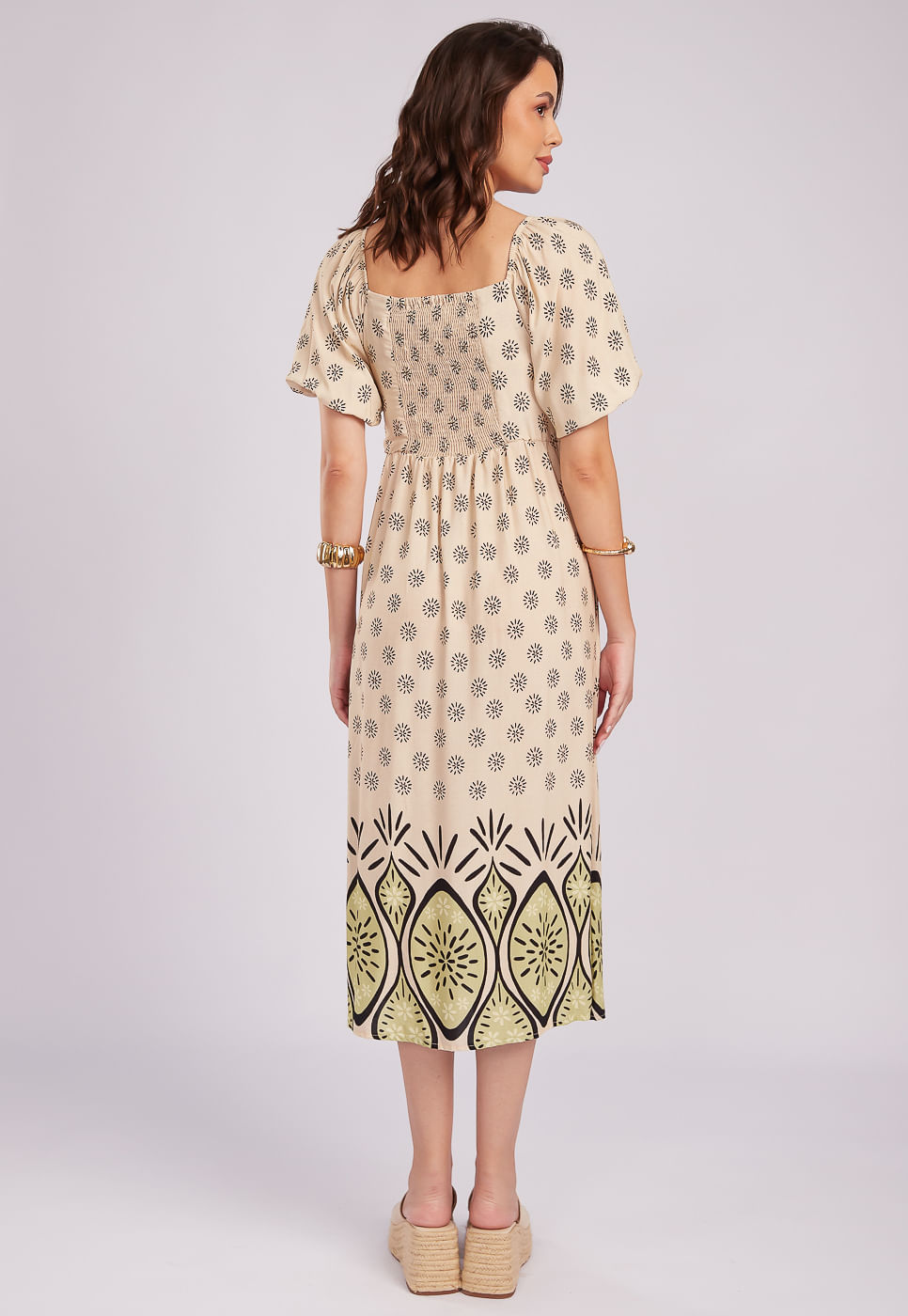 251030005A_VESTIDO-MIDI-COM-DECOTE-CORACAO-EM-VISCOSE-ESTAMPADO_999