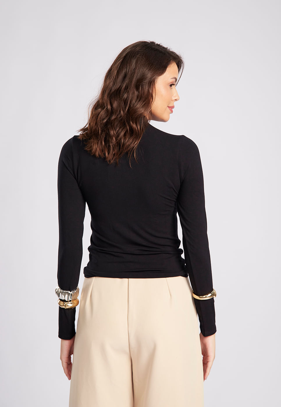 251011033B_BLUSA-MANGA-LONGA-EM-VISCOLYCRA-PRETO_2