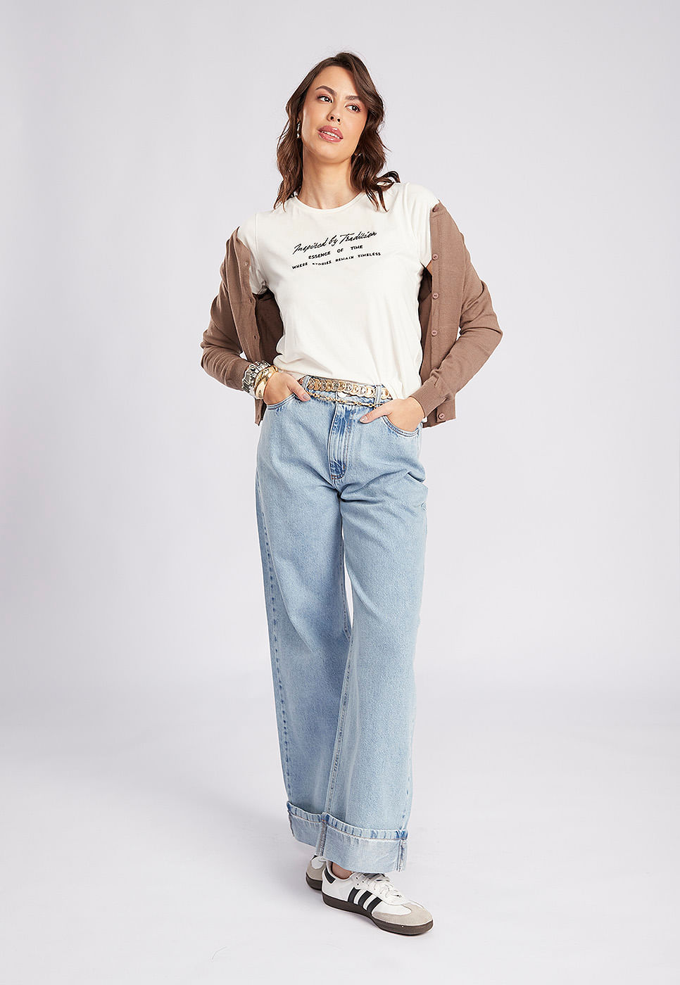 251011035A_BLUSA-MANGA-CURTA-OFF-WHITE-BORDADO-TRADITION_999