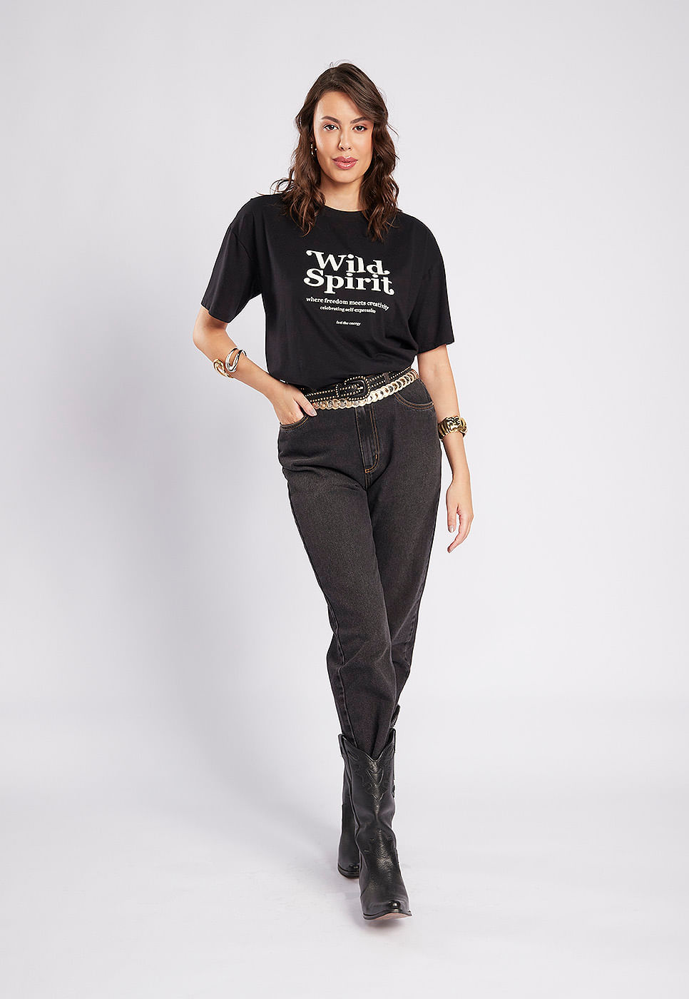 251011036C_T-SHIRT-OVERSIZED-ESTAMPA-WILD-SPIRIT-EM-ALGODAO-PRETO_999