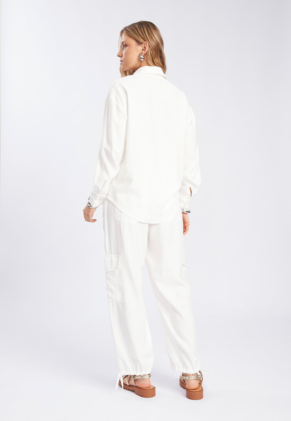 251011041A_CAMISA-ALFAIATARIA-OFF-WHITE_4