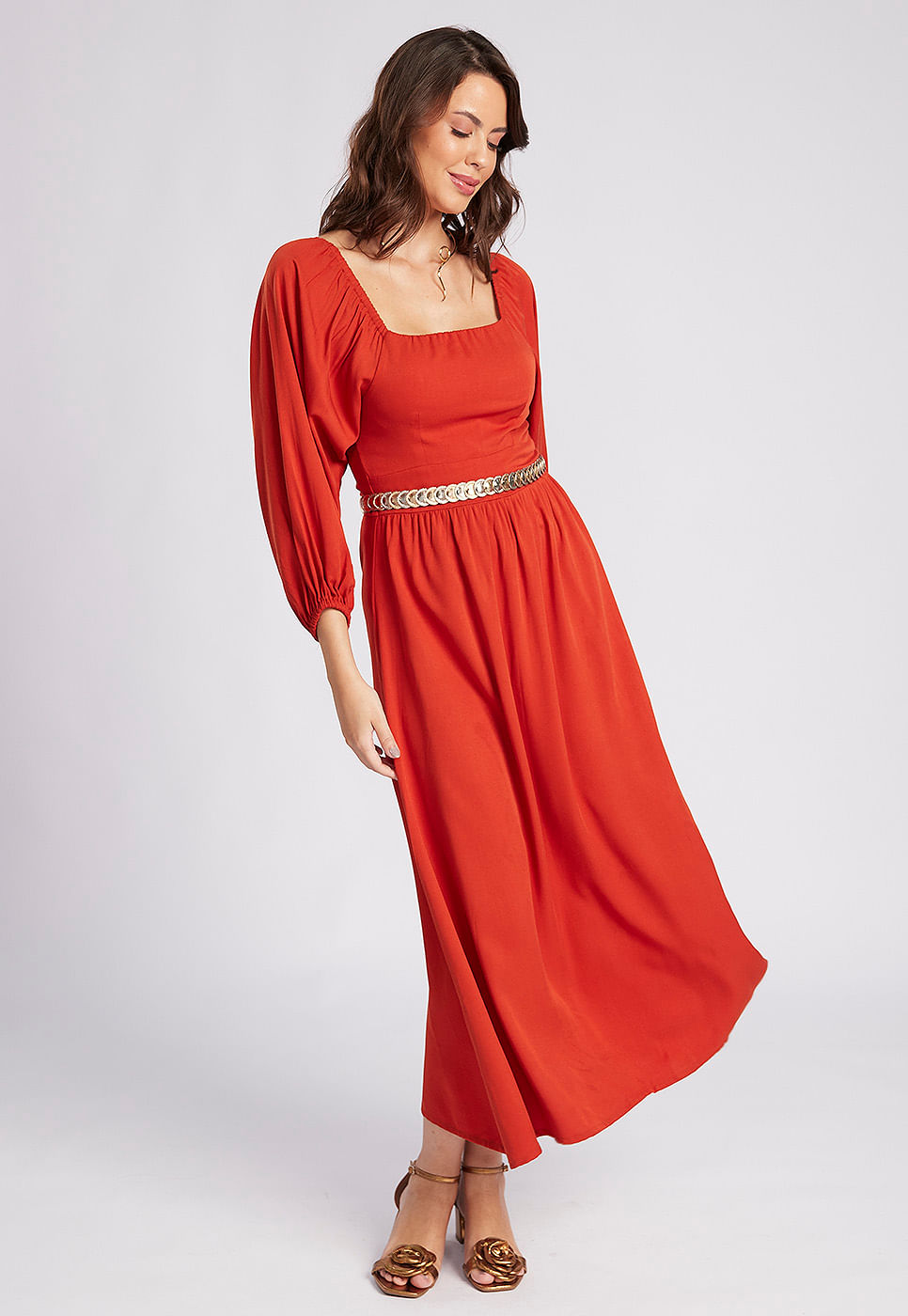 251030010A_VESTIDO-MANGA-LONGA-BUFANTE-EM-VISCOSE-VERMELHO-ARGILA_1