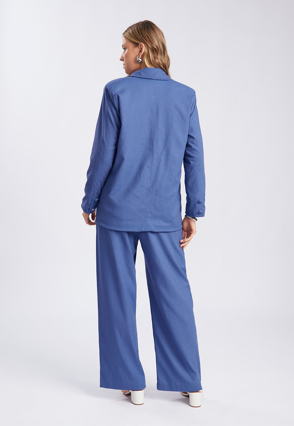 251080010B_BLAZER-ALFAIATARIA-EM-LINHO-AZUL_3