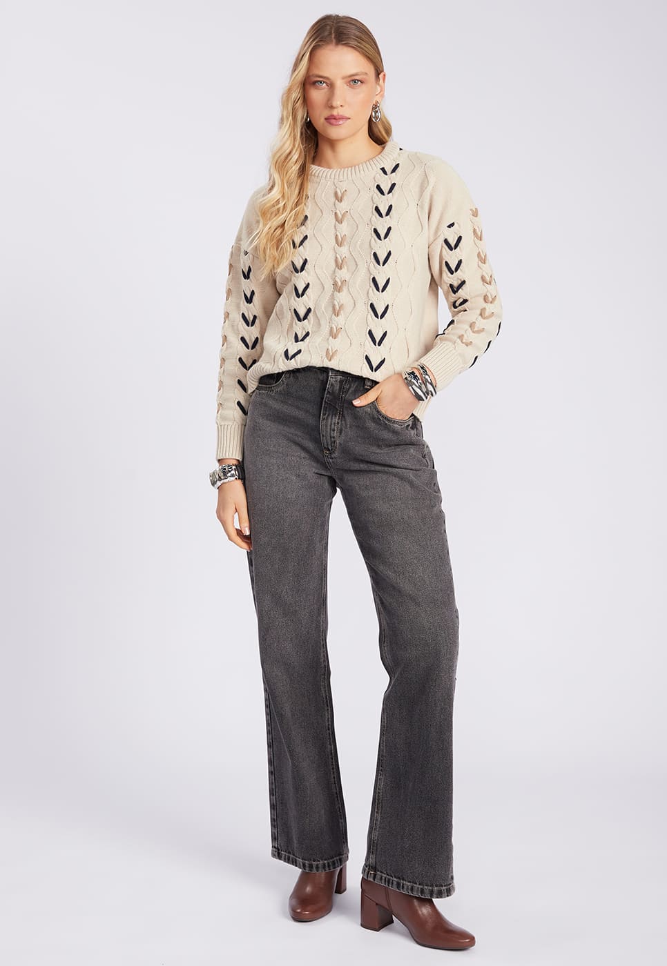 251011018A_BLUSAO-TRICOT-OFF-WHITE_2.jpg
