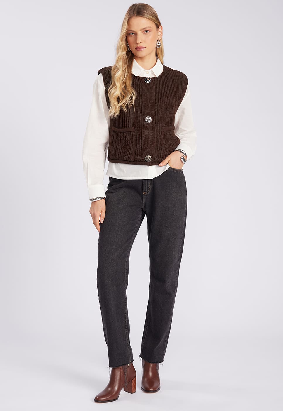 251080004A_COLETE-EM-TRICOT-MARROM_2.jpg