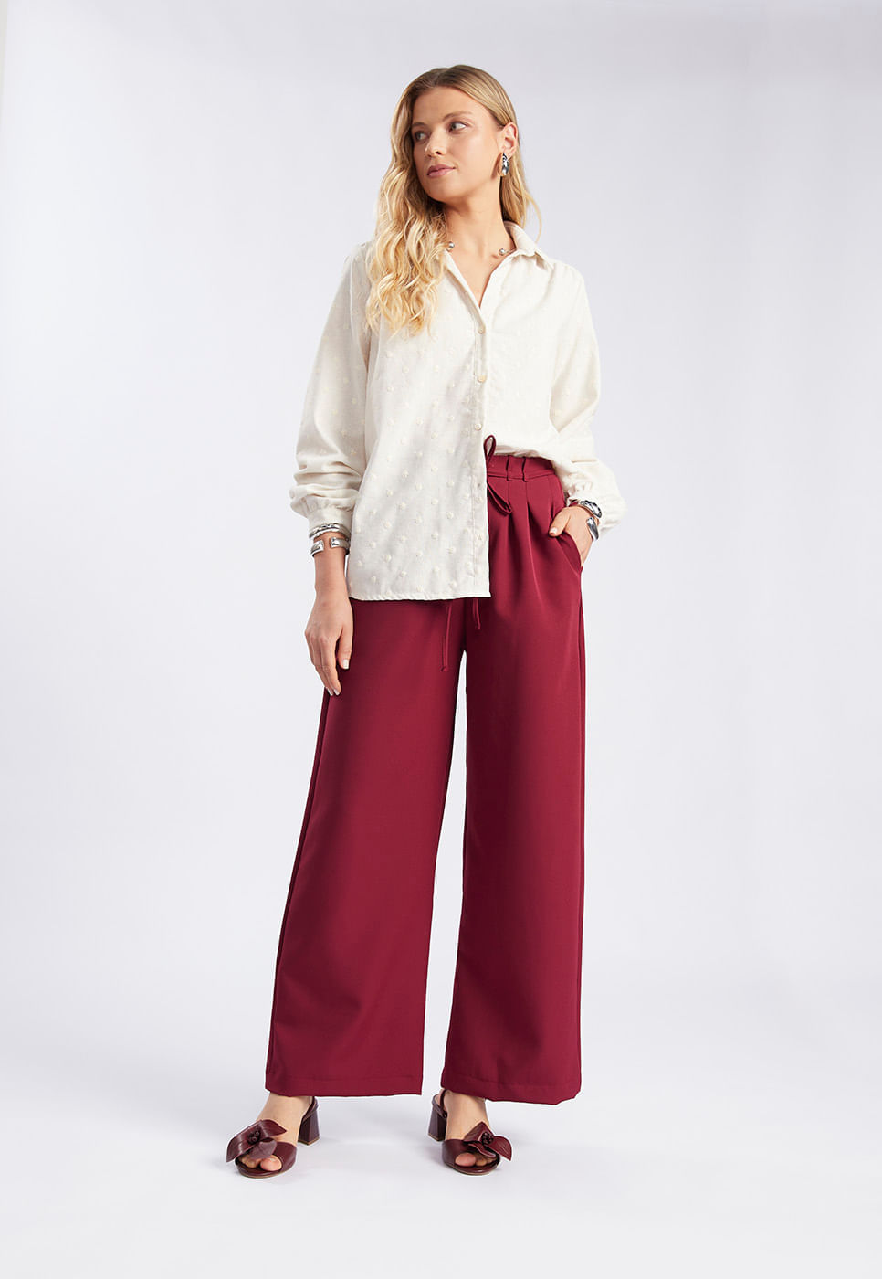 251070017B_CALCA-ALFAIATARIA-CINTURA-ALTA-VERMELHO-MARSALA_999