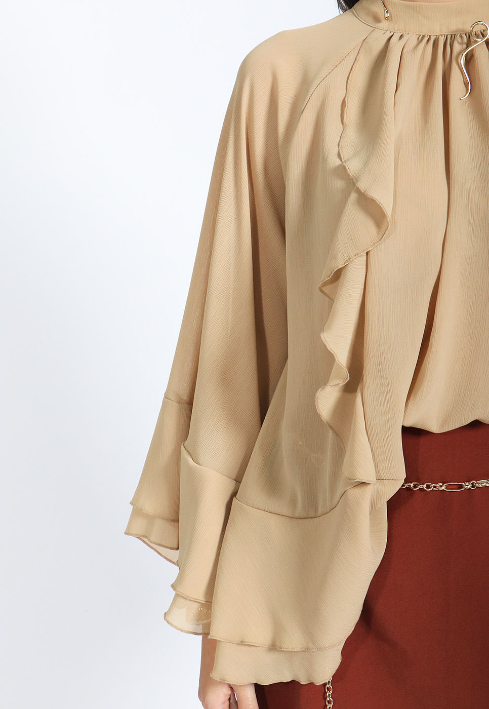 252011057C_BLUSA-BATA-COM-BABADOS-EM-CHIFFON-BEGE_2