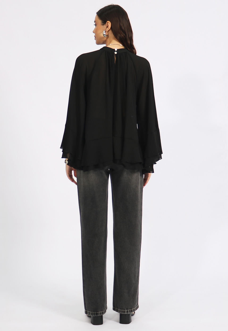 252011057D_BLUSA-BATA-COM-BABADOS-EM-CHIFFON-PRETO_4