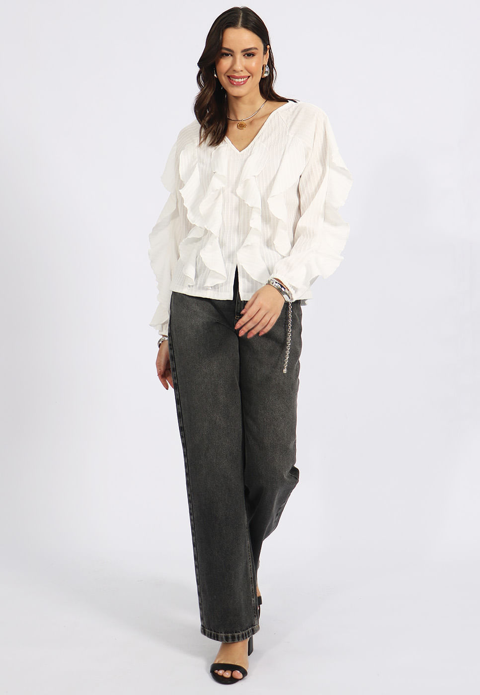 252011059B_BLUSA-MANGA-LONGA-COM-TEXTURA-E-BABADOS-BRANCO_2